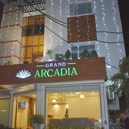 Hotel Grand Arcadia à Tiruchirappalli Extérieur photo