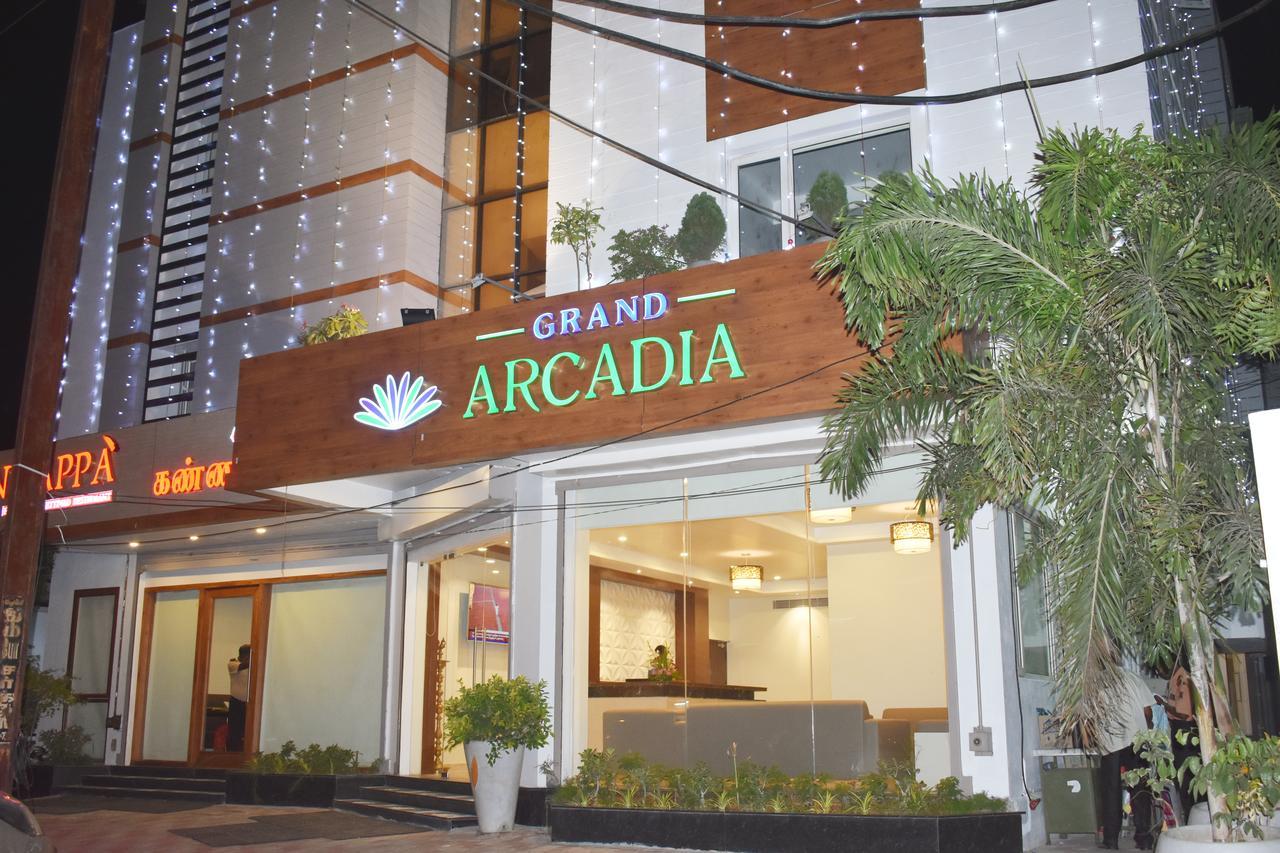 Hotel Grand Arcadia à Tiruchirappalli Extérieur photo